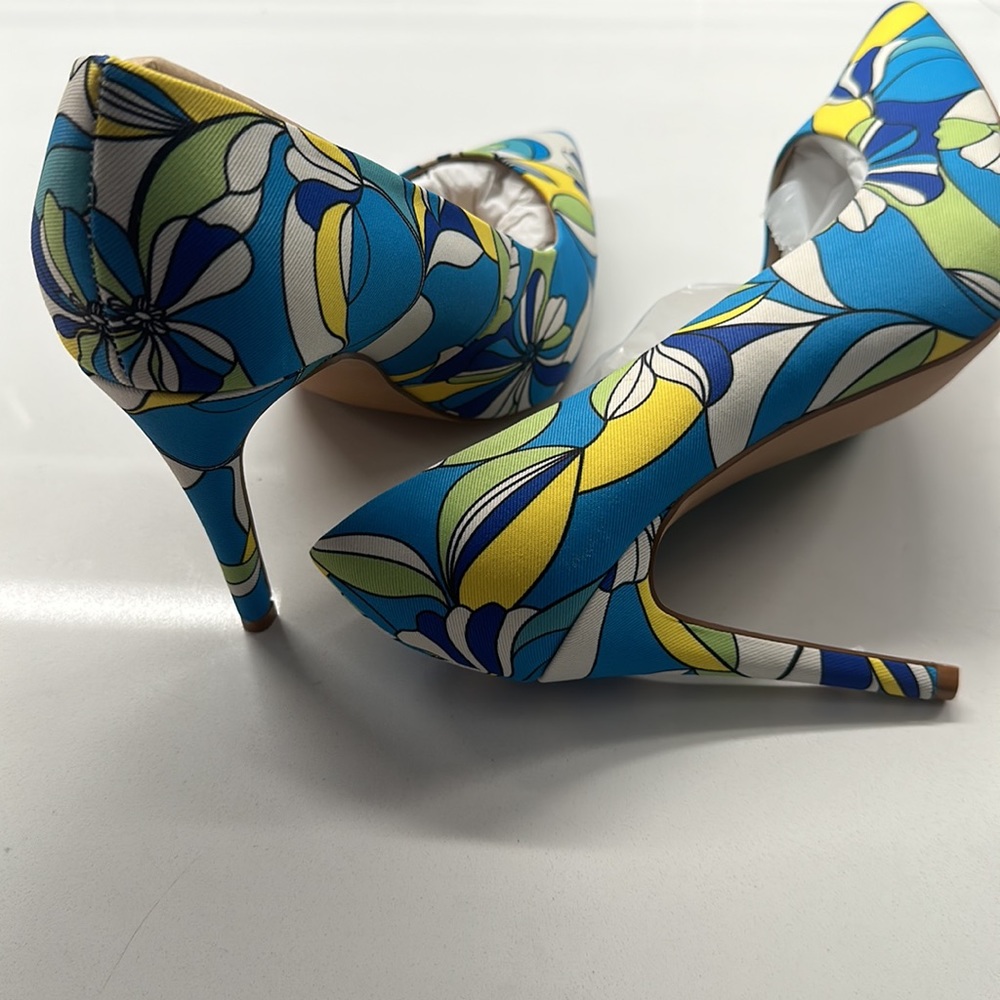 Pumps Abstract Floral Blue Yellow White Size 9 NEW Just Fab - Picture 4 of 5
